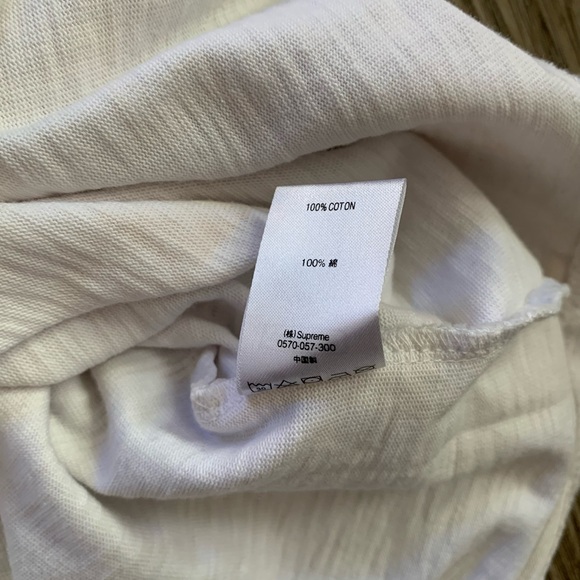 SUPREME shirt. - Picture 6 of 7